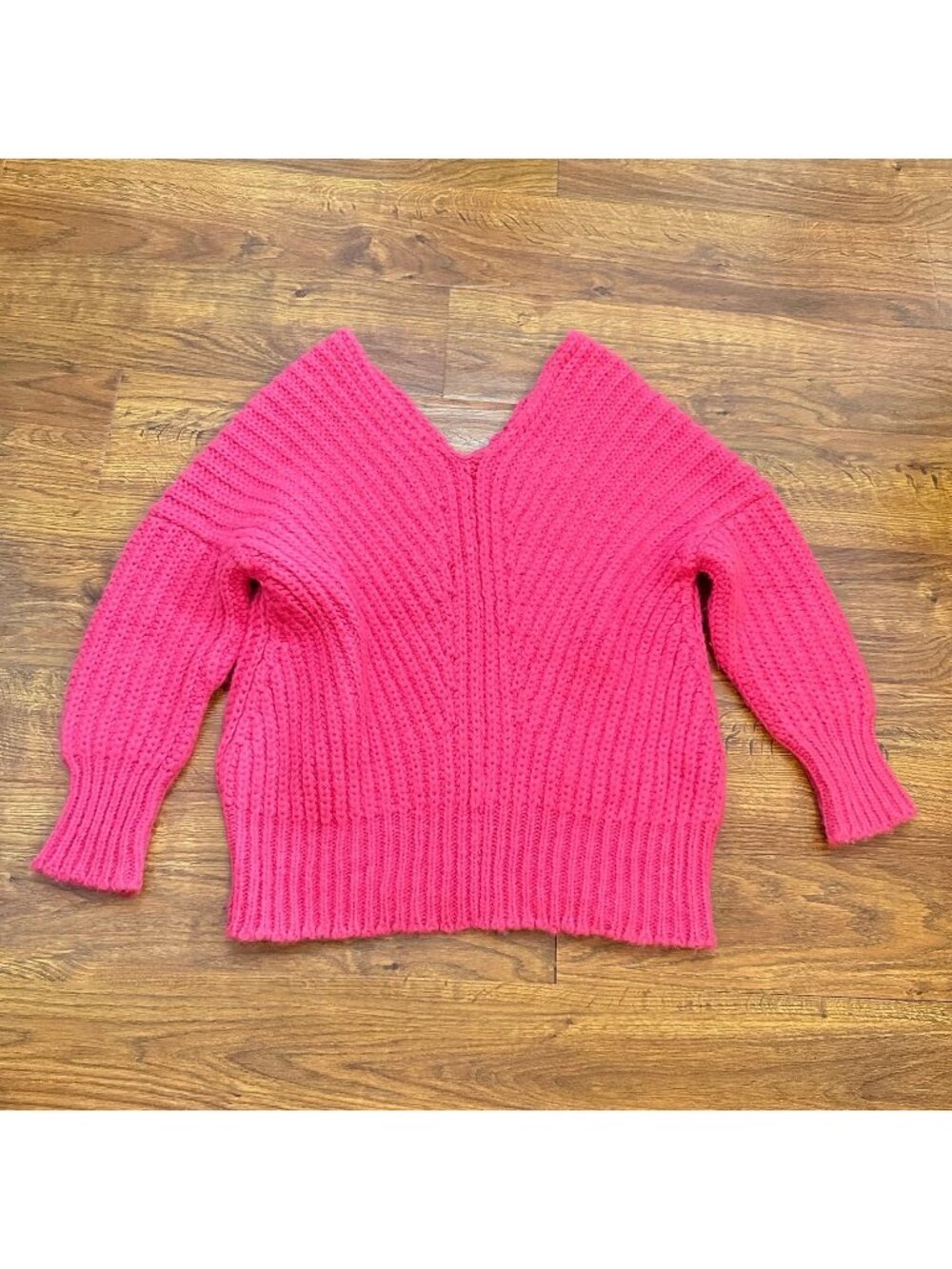 CUYANA Alpaca Chunky V-neck Sweater